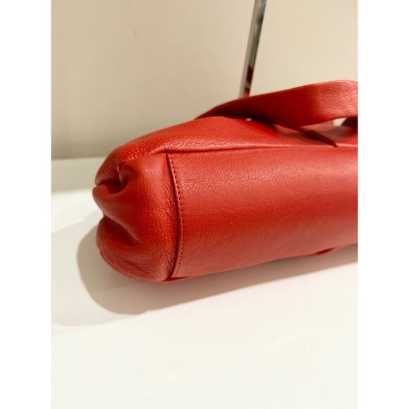 Fabrizio Poker Medium Size Genuine Leather Women's Shoulder Handbag Red - Picture 8 of 11